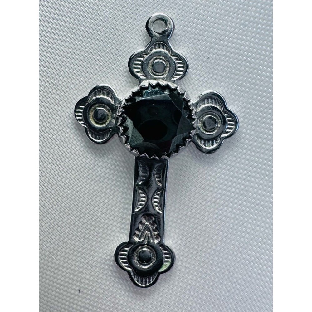 Silver Cross Pendant Black Stone Gothic Y2K Faith Jewelry NWOT Minimalist Preppy